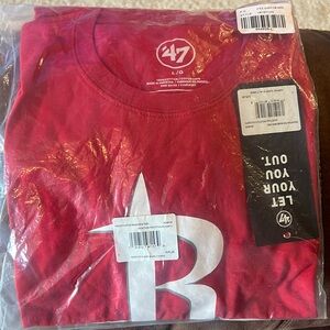 Houston Rockets short sleeve logo tee shirt- Red with Logo in white. Mens Large
